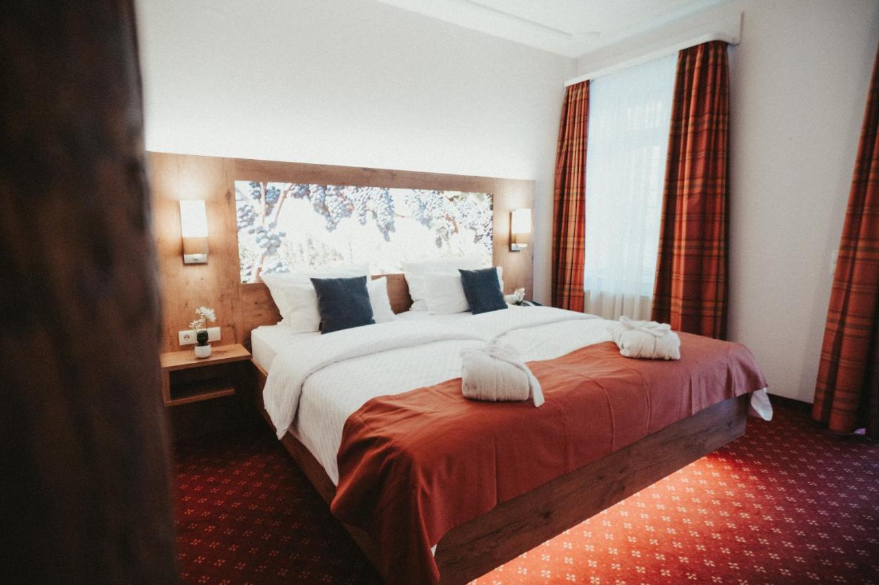 Hotel Rodderhof Bad Neuenahr-Ahrweiler Eksteriør billede