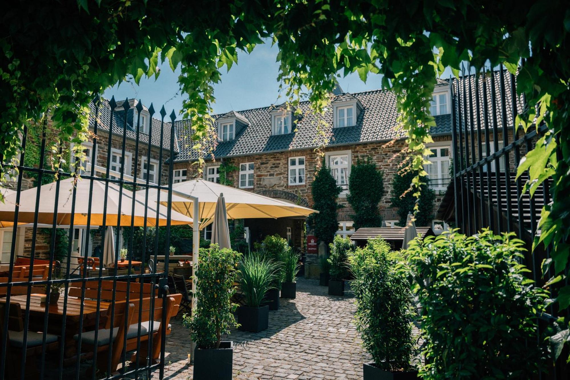 Hotel Rodderhof Bad Neuenahr-Ahrweiler Eksteriør billede